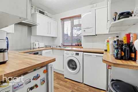 2 bedroom flat for sale, North End Road, Wembley