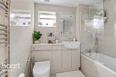 2 bedroom apartment for sale, Wellspring Crescent, Wembley