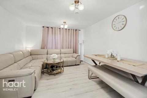 2 bedroom apartment for sale, Wellspring Crescent, Wembley