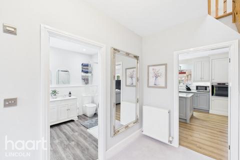 4 bedroom detached house for sale, Station Field, Skellingthorpe