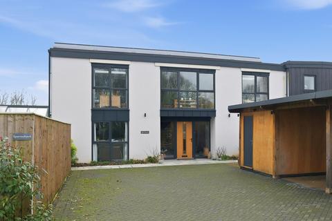 undefined, Larkfield, Cooks Hill, Wick Pershore Worcestershire WR10 3PA