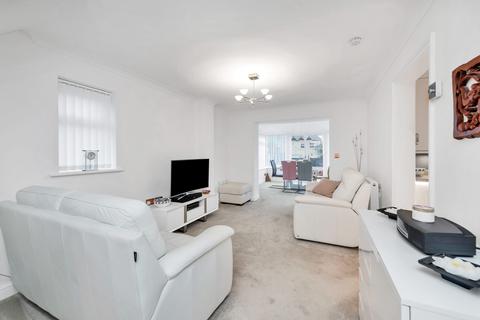 undefined, Kestrel Way, Royston SG8
