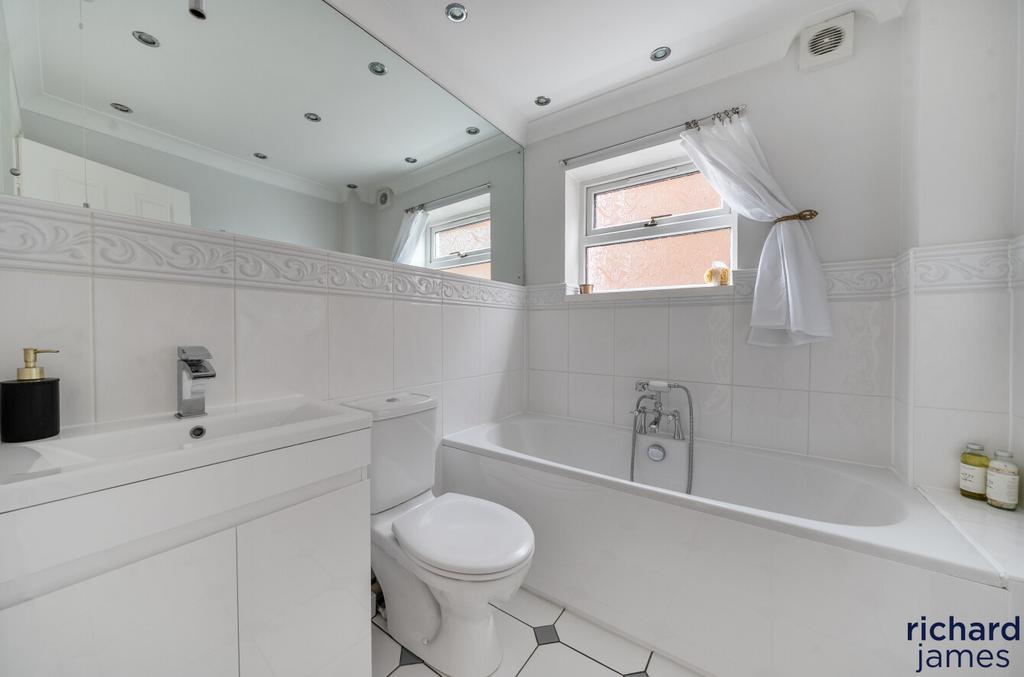 D39854e3059347fdb3228f42d3bcc2d1