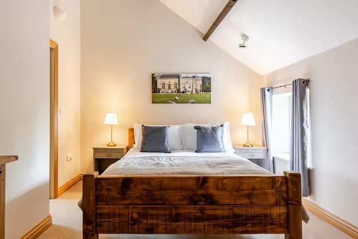 Bedroom 3 2.jpg