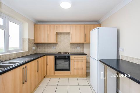 2 bedroom flat to rent, Sea Front, Hayling Island, Hampshire, PO11