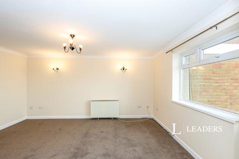 2 bedroom flat to rent, Sea Front, Hayling Island, Hampshire, PO11