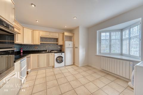 3 bedroom flat for sale, Flat 19, Old Vicarage Court, 273 Clifton Drive South, Lytham St. Annes, Lancashire
