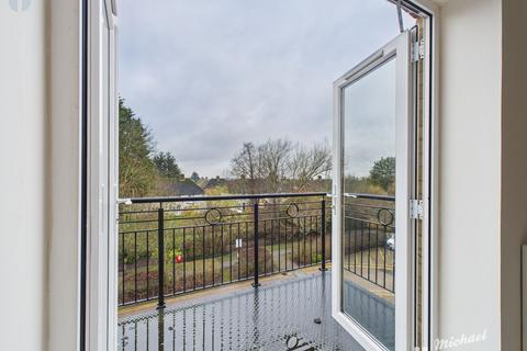 2 bedroom flat for sale, Masters House, Coxhill Way, Aylesbury