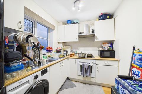 undefined, Admirals Court, Rose Kiln Lane, Reading, Berkshire, RG1