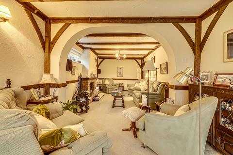 undefined, Mountdale Gardens, Leigh-on-sea, SS9
