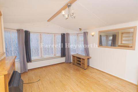 2 bedroom property for sale, Oxcliffe New Farm, Morecambe LA3