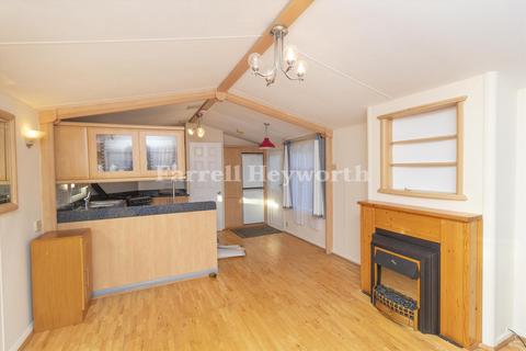2 bedroom property for sale, Oxcliffe New Farm, Morecambe LA3