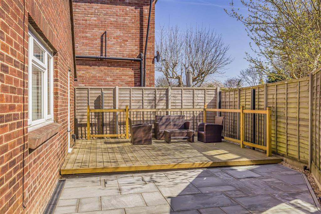 2 Warfield Avenue-Externals-Portico Marketing-O'Har