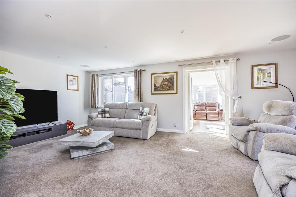 2 Warfield Avenue, Waterlooville-Portico Marketing-