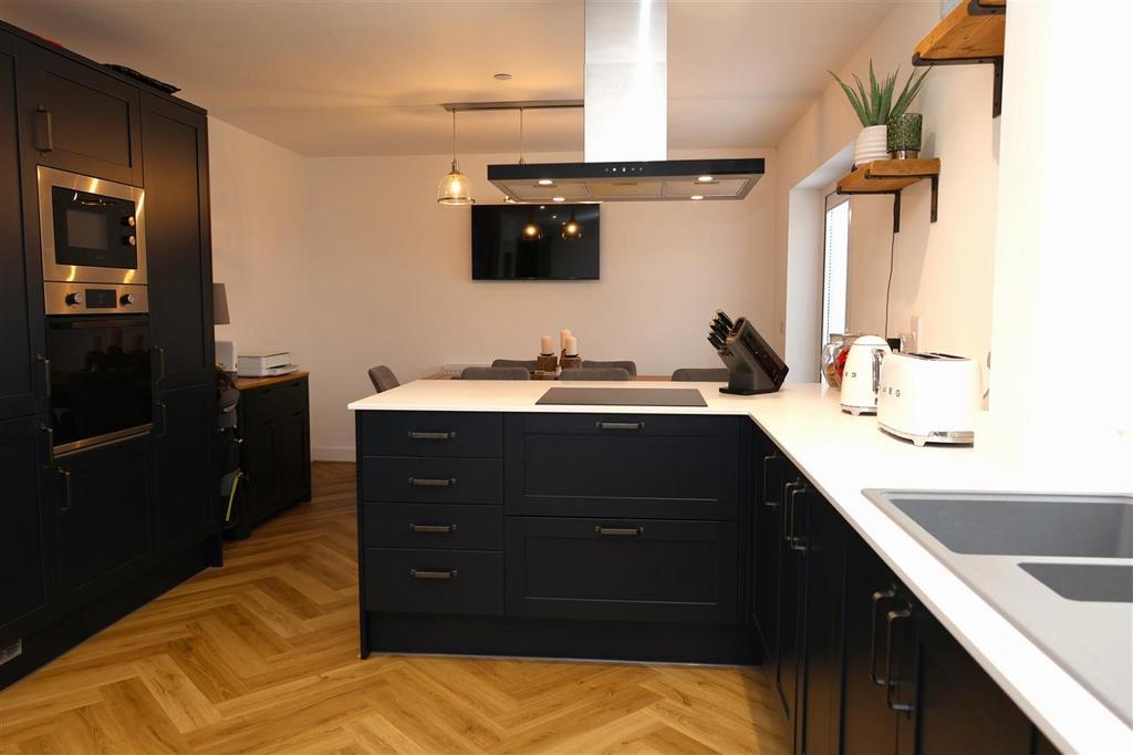 Kitchen  / Diner