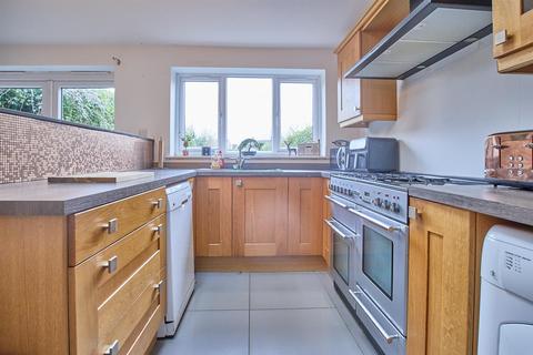 3 bedroom semi-detached house for sale, Barrie Road, Hinckley