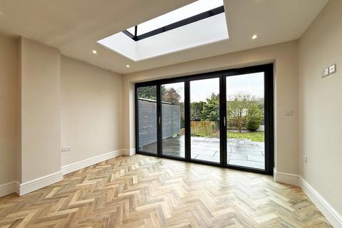 3 bedroom semi-detached house for sale, Oakfield Road, Copthorne, Shrewsbury