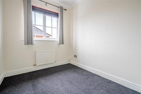 undefined, Selwyn Close, Windsor