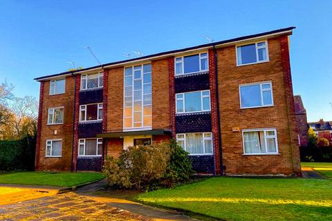 2 bedroom apartment to rent, West Didsbury, Manchester M20