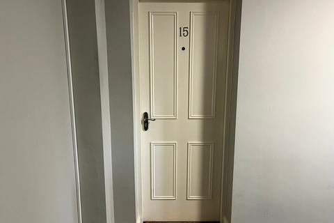 3 bedroom apartment to rent, 1 Whiteoak Road, Fallowfield M14