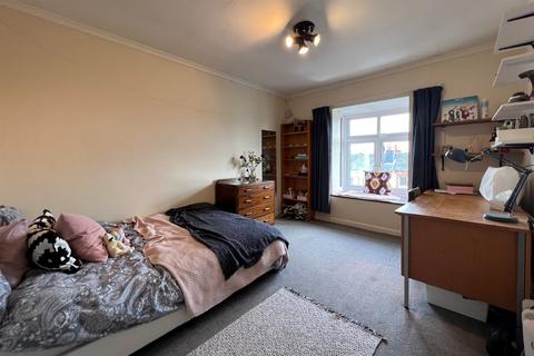 undefined, Winchester