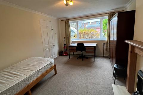 undefined, Winchester