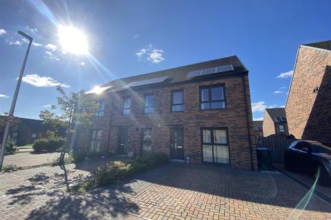 undefined, Capercaillie Drive, Perth
