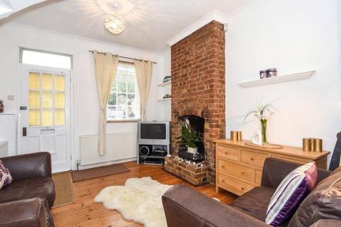 2 bedroom terraced house to rent, Windsor,  Berkshire,  SL4