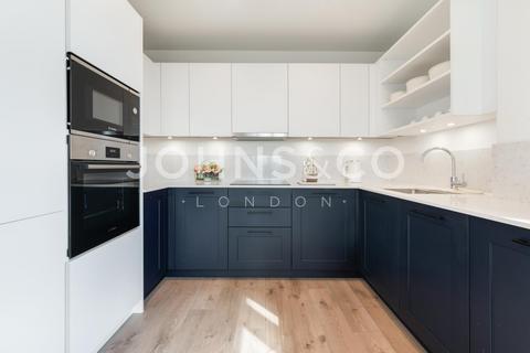 undefined, Menara Point, Twelve Trees Park, London, E16