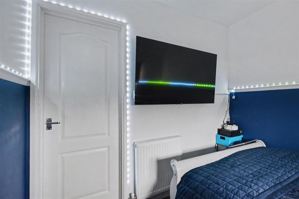 Bedroom 2 2.jpeg