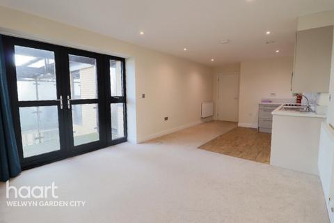 undefined, Bessemer Road, WELWYN GARDEN CITY