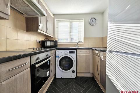 2 bedroom apartment for sale, Lloyd Close , Cheltenham GL51
