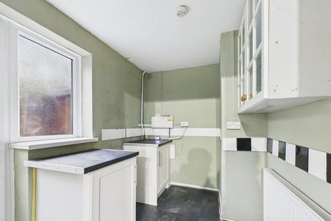 3 bedroom semi-detached house for sale, Dove Croft, Newark NG22