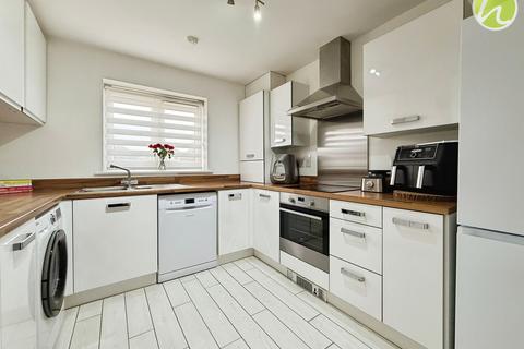 undefined, Heathland Way, Grays, RM16