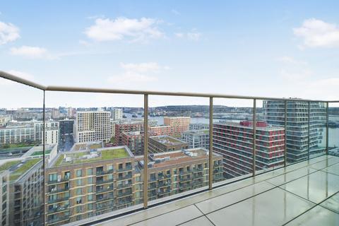 2 bedroom apartment to rent, Steamer Building, Riverscape Walk E16
