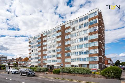 2 bedroom flat for sale, Braemore Court, Hove BN3