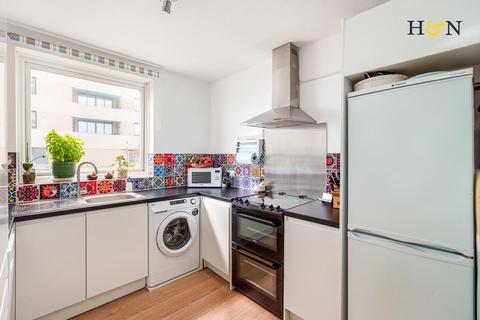 2 bedroom flat for sale, Braemore Court, Hove BN3