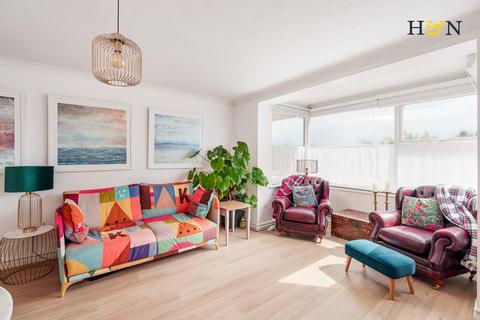 2 bedroom flat for sale, Braemore Court, Hove BN3
