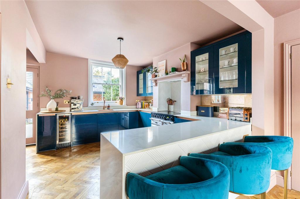Breakfast Bar