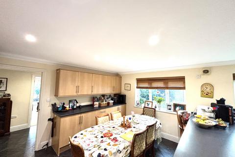 undefined, South Road, Englefield Green, Egham, Surrey, TW20