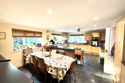 undefined, South Road, Englefield Green, Egham, Surrey, TW20