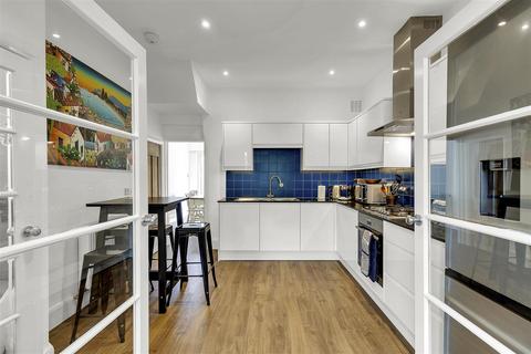 3 bedroom end of terrace house for sale, Alperton Street, London W10