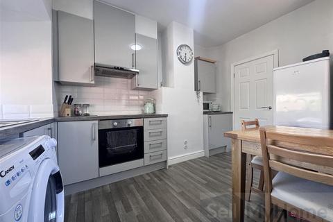 2 bedroom semi-detached bungalow for sale, Hillside Close, Blackpool