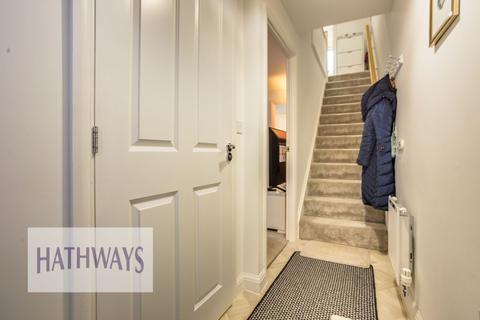 3 bedroom semi-detached house for sale, Alba Avenue, Pontrhydyrun, NP44
