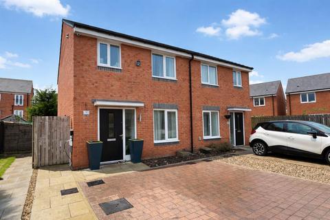 3 bedroom semi-detached house for sale, Spinning Close, Darlington