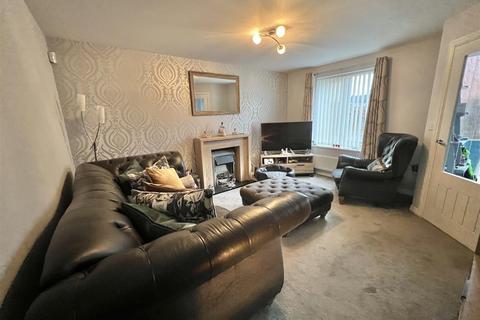 3 bedroom semi-detached house for sale, Spinning Close, Darlington