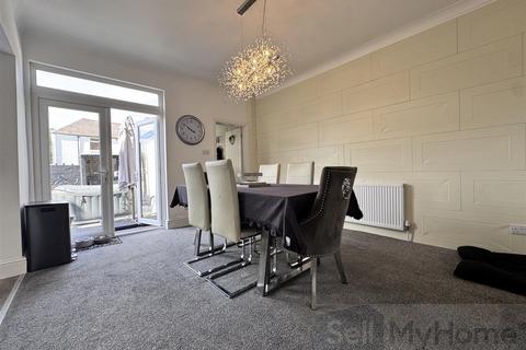 3 bedroom terraced house for sale, Woodstock Gardens, Blackpool