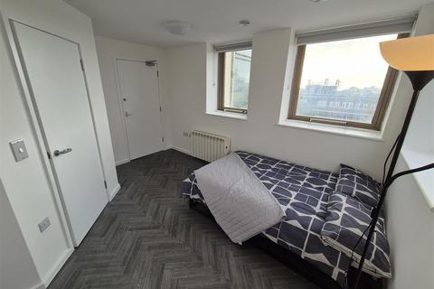 undefined, STUDIO, BILLS INCLUDED