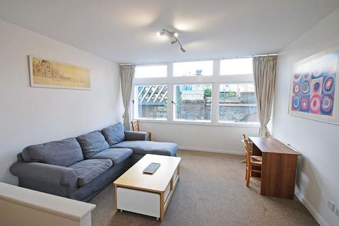 undefined, Metro Central Heights , 119 Newington Causeway , London , Greater London , SE1 6DQ