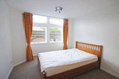 undefined, Metro Central Heights , 119 Newington Causeway , London , Greater London , SE1 6DQ